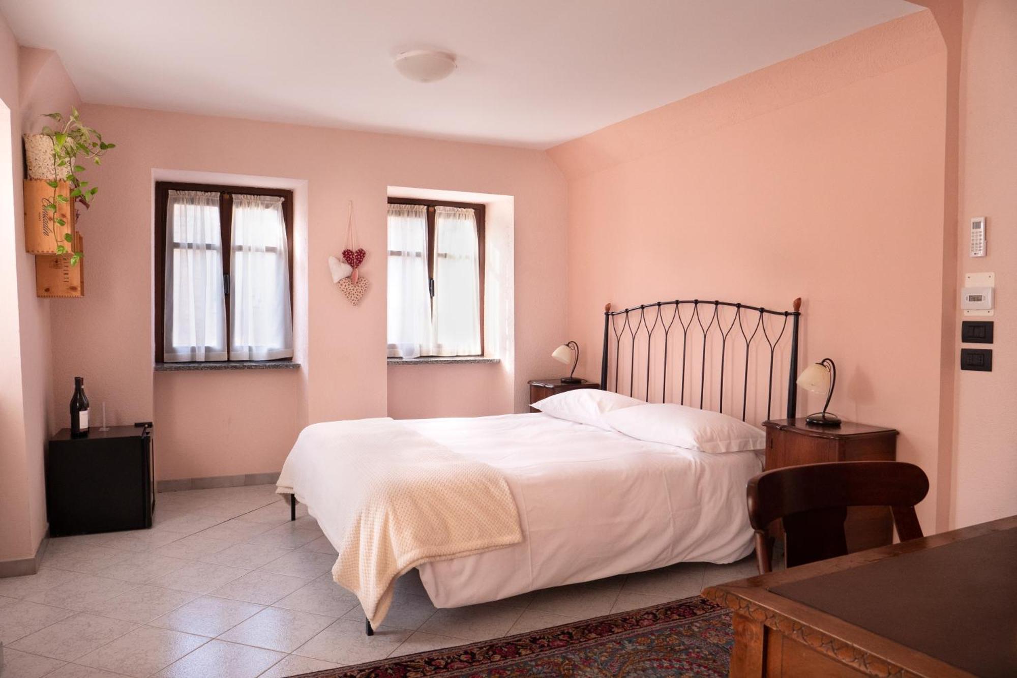 L'Aromatario Bed & Breakfast Neive Exterior foto