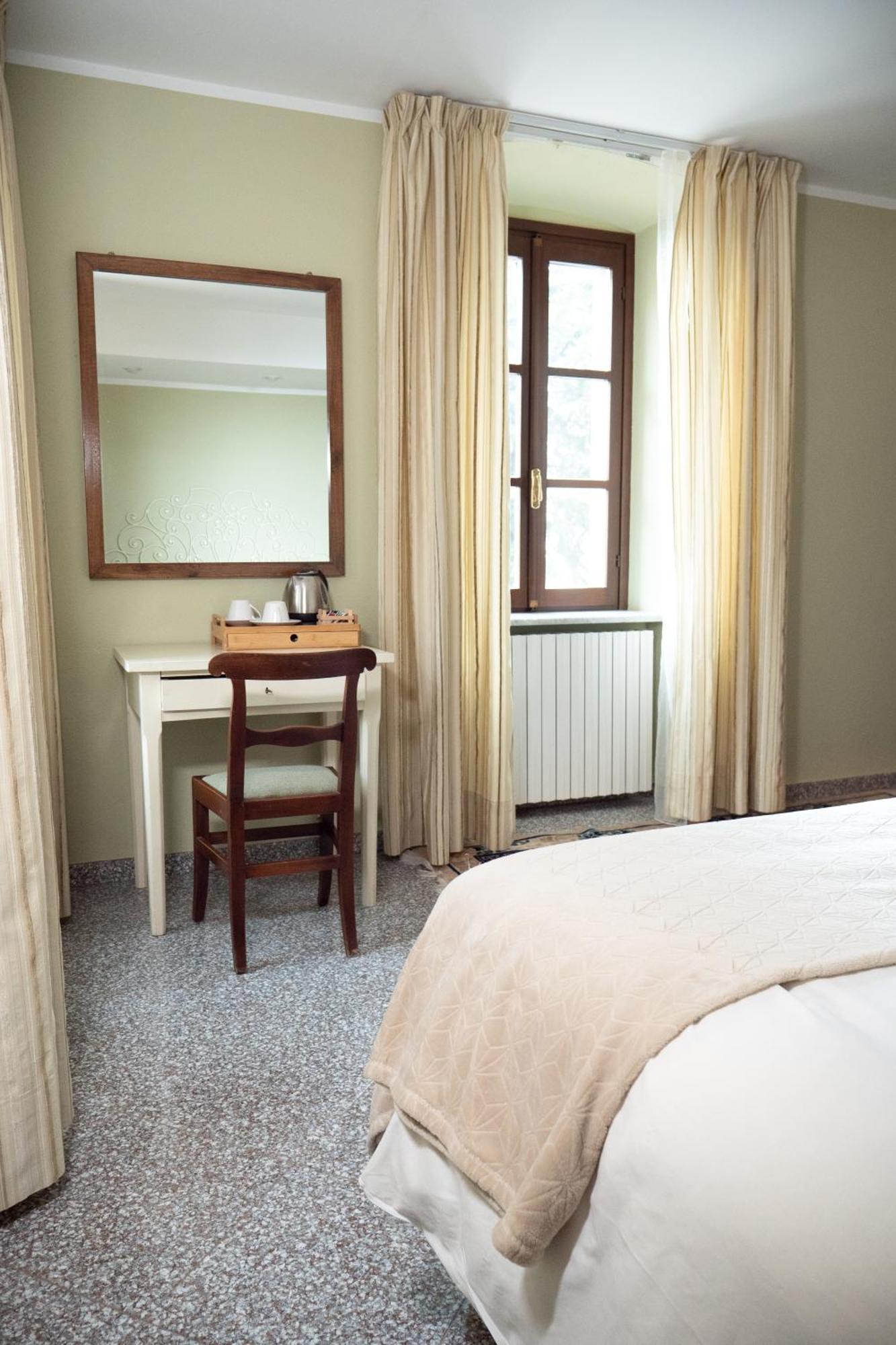 L'Aromatario Bed & Breakfast Neive Exterior foto
