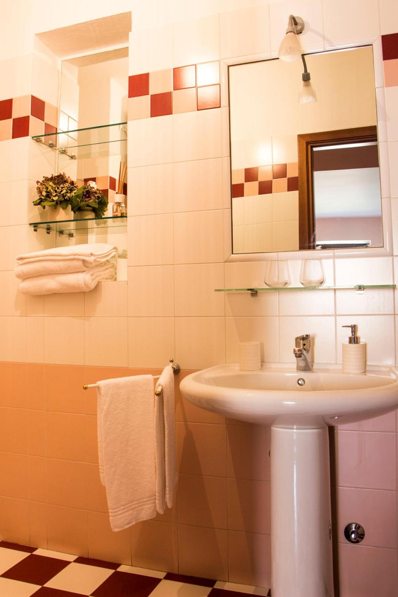 L'Aromatario Bed & Breakfast Neive Exterior foto