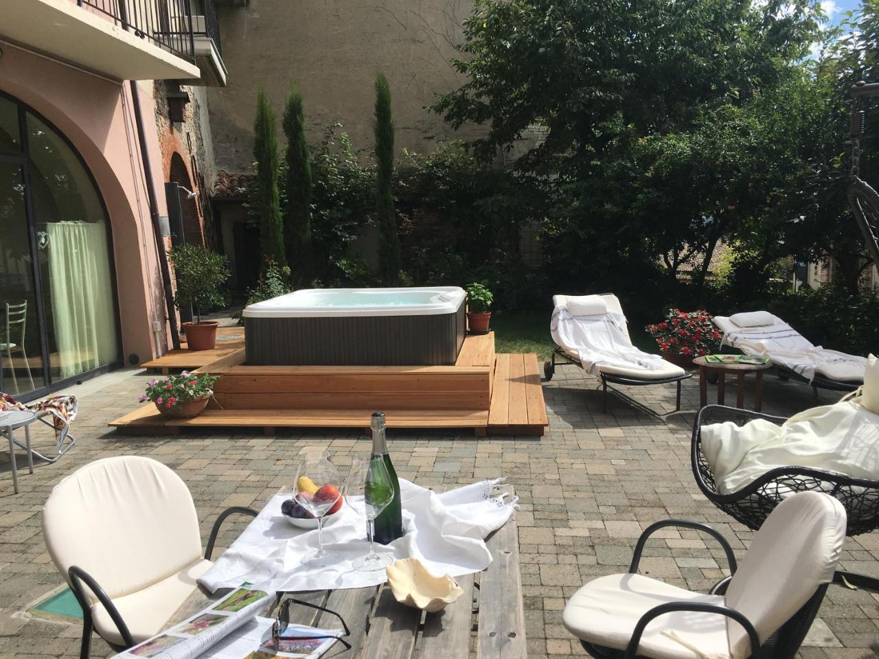 L'Aromatario Bed & Breakfast Neive Exterior foto